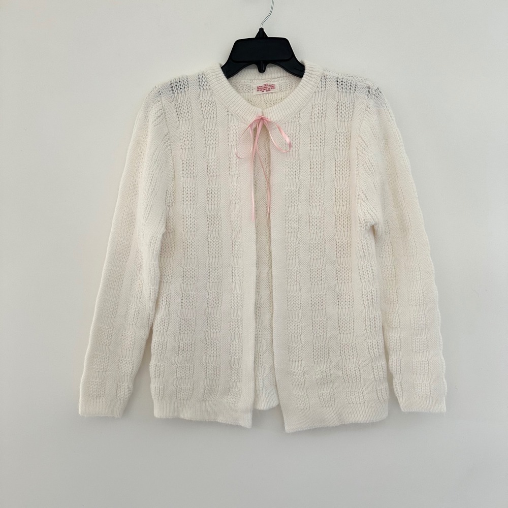 Vintage Women Orlon Acrylic White Knit Cardigan Sweater Medium Pink Bow Coquette - Picture 2 of 8